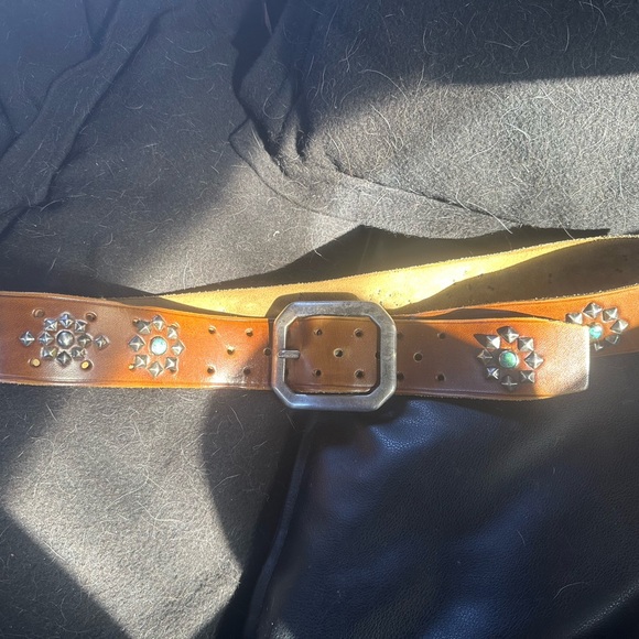 ~Gorsuch/Vail, Turquoise & Silver FloretteBrown Leather Vintage Belt…40” Length… main image 6